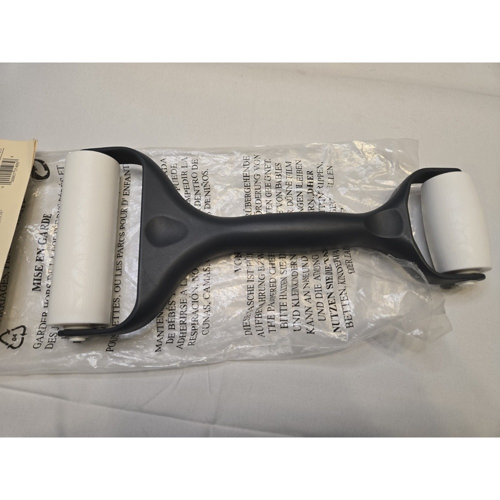 Pampered Chef Bakers Dual Roller # 1485 Brand New in original‎ But Torn Package
